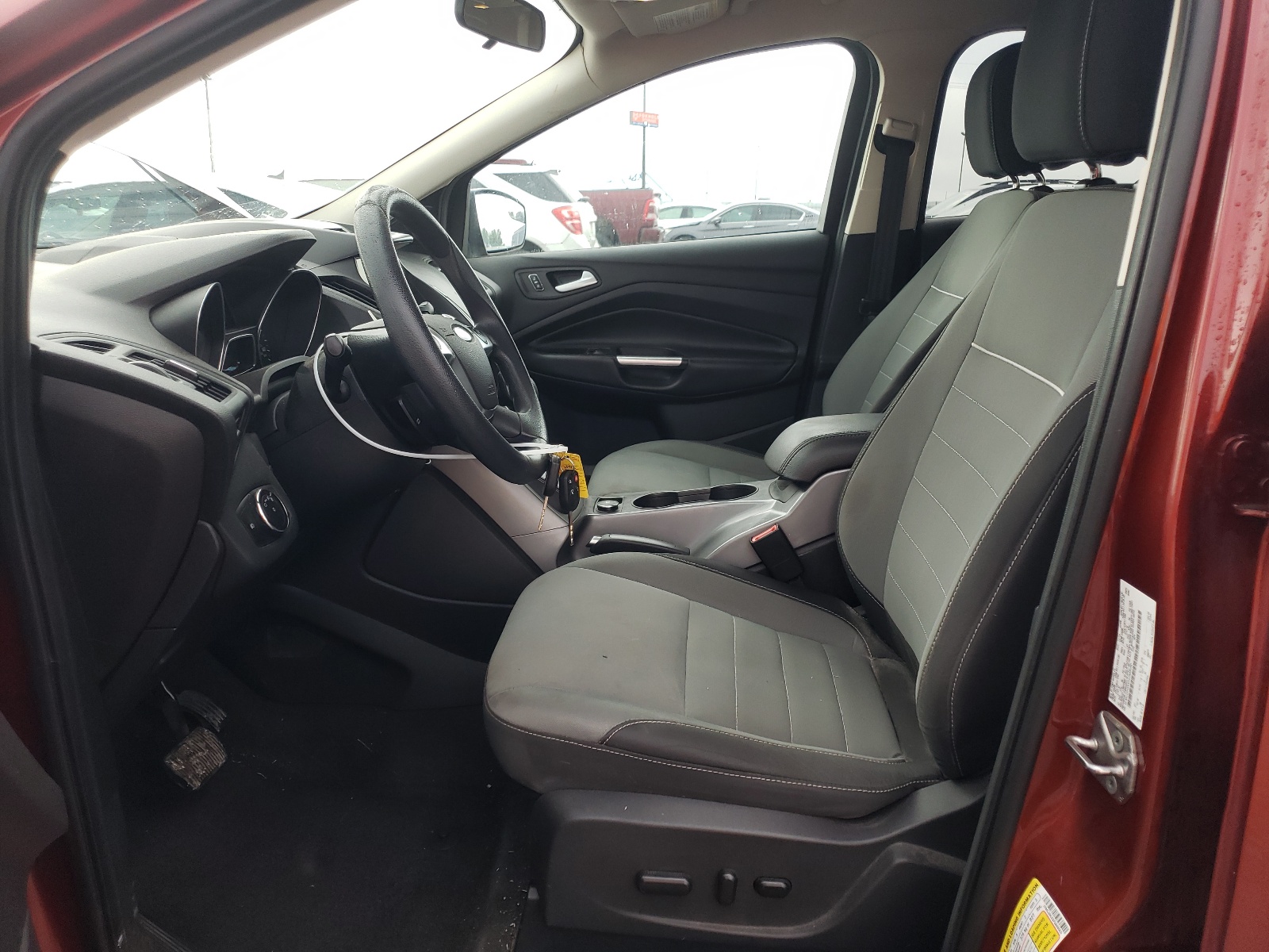 1FMCU0GXXFUA68050 2015 Ford Escape Se