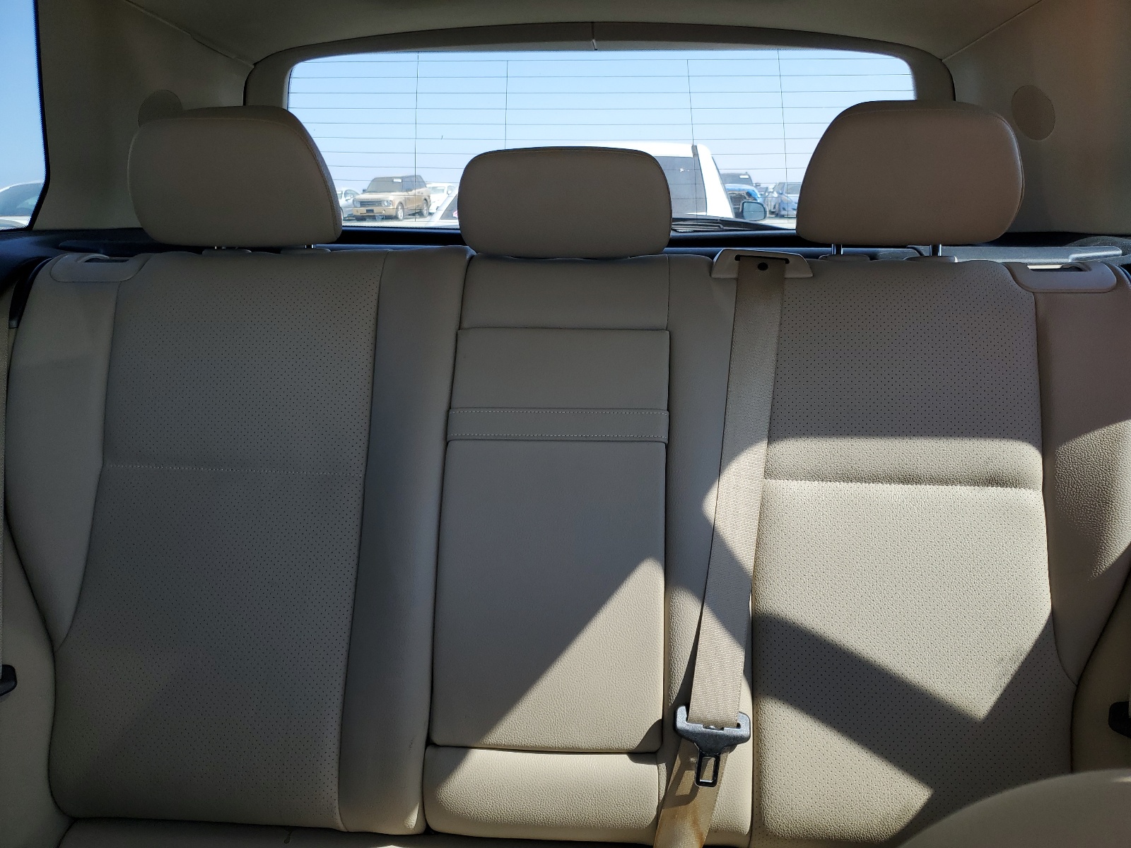 WDCGG8HB5AF322737 2010 Mercedes-Benz Glk 350 4Matic