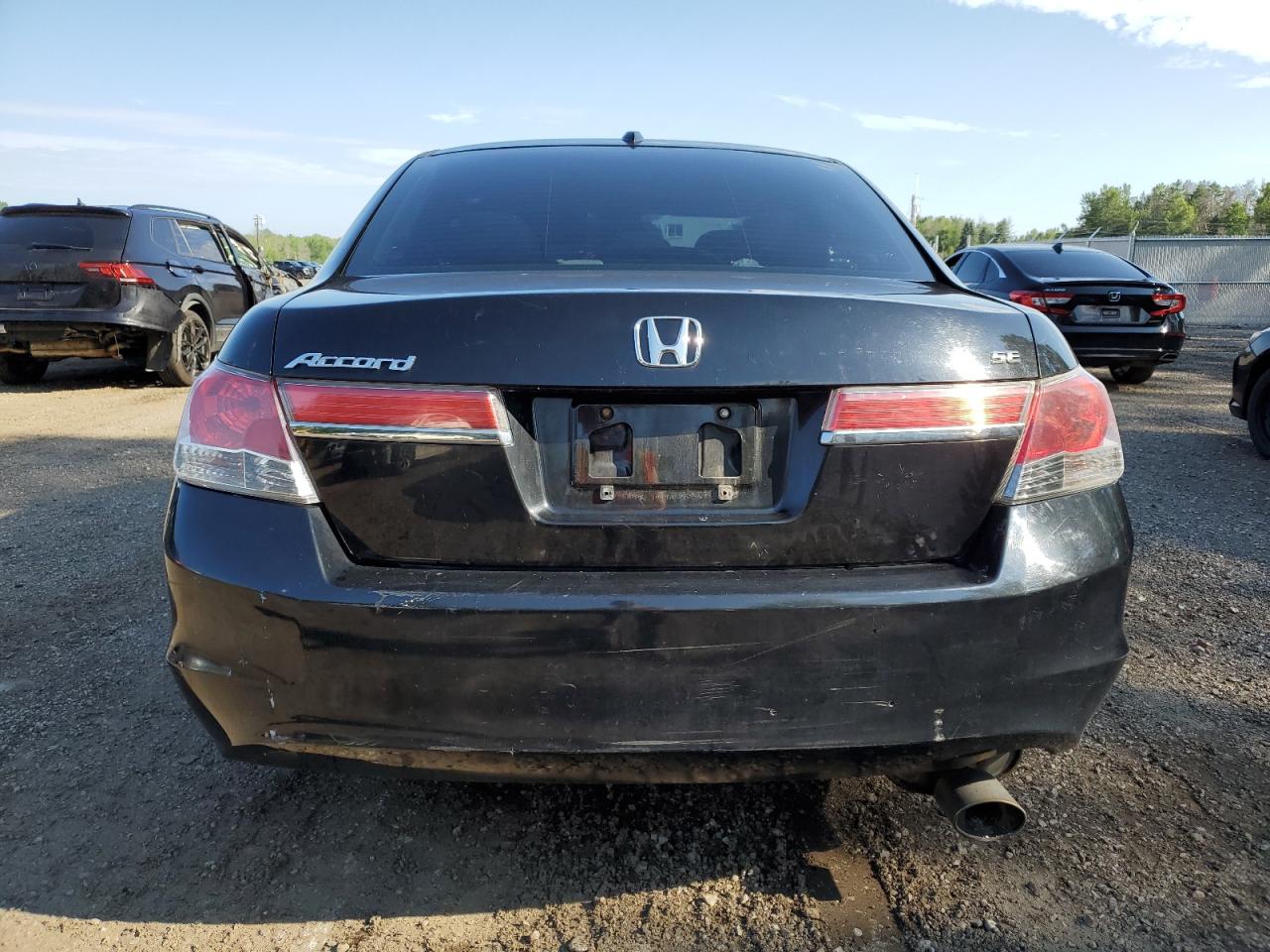 1HGCP2F62BA800460 2011 Honda Accord Se