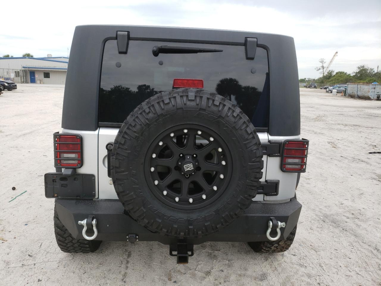 2010 Jeep Wrangler Unlimited Sahara VIN: 1J4HA5H10AL142367 Lot: 63081434