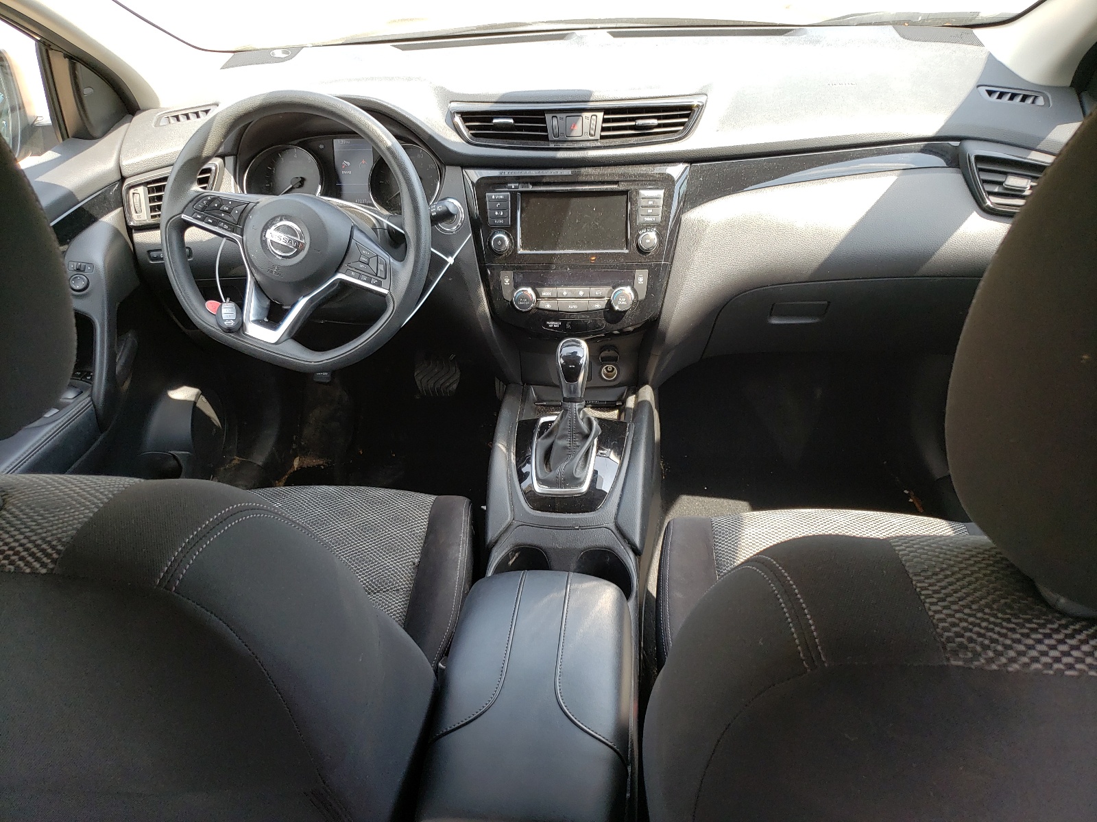 JN1BJ1CR4KW311178 2019 Nissan Rogue Sport S