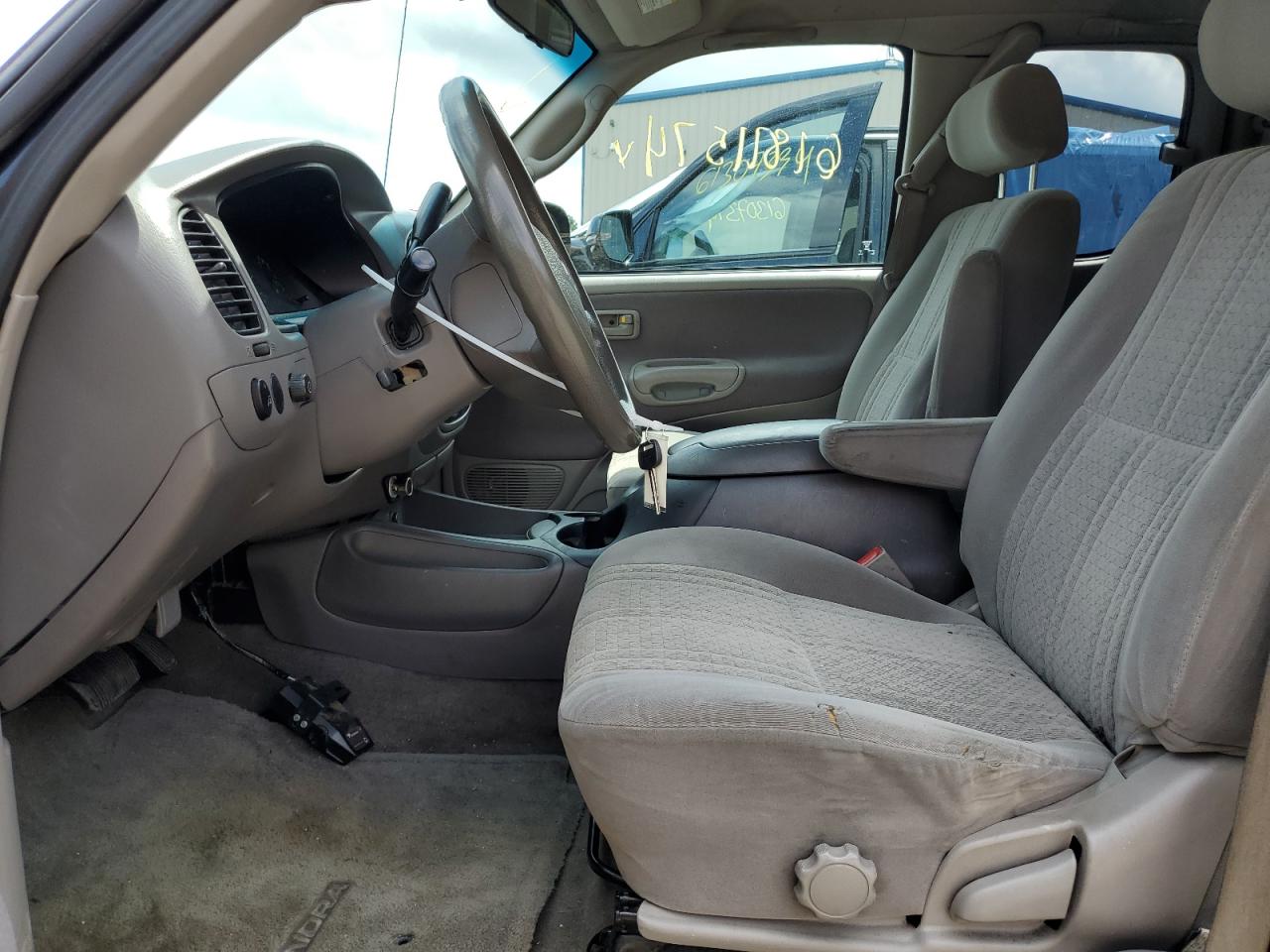 2003 Toyota Tundra Access Cab Sr5 VIN: 5TBBT44143S388984 Lot: 61811574