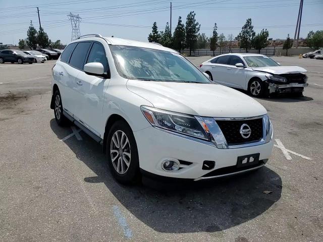 2015 Nissan Pathfinder S VIN: 5N1AR2MN1FC643889 Lot: 64529174