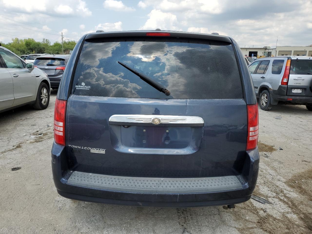 2008 Chrysler Town & Country Touring VIN: 2A8HR54P88R710366 Lot: 64090304