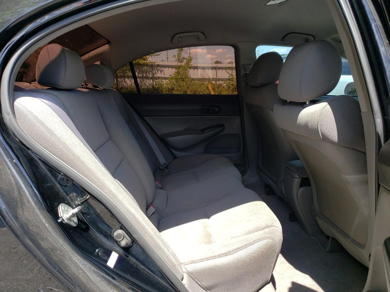 2011 Honda Civic - Image 10