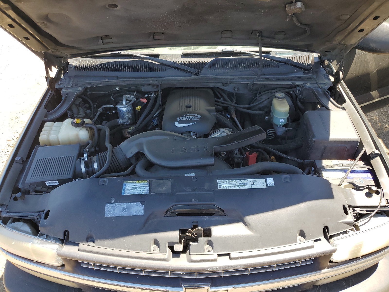 1GNEK13T11R120597 2001 Chevrolet Tahoe K1500