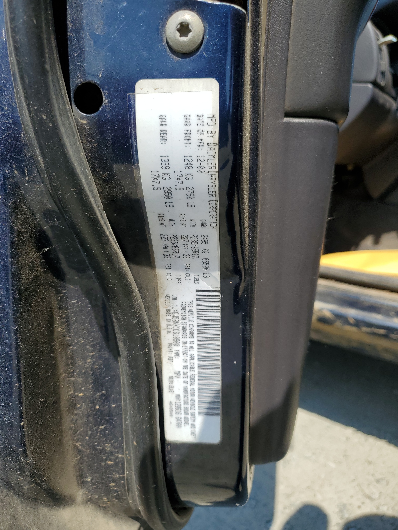 1J4GW58NX1C610900 2001 Jeep Grand Cherokee Limited