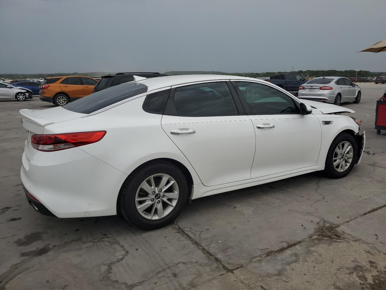 2016 Kia Optima - Image 3
