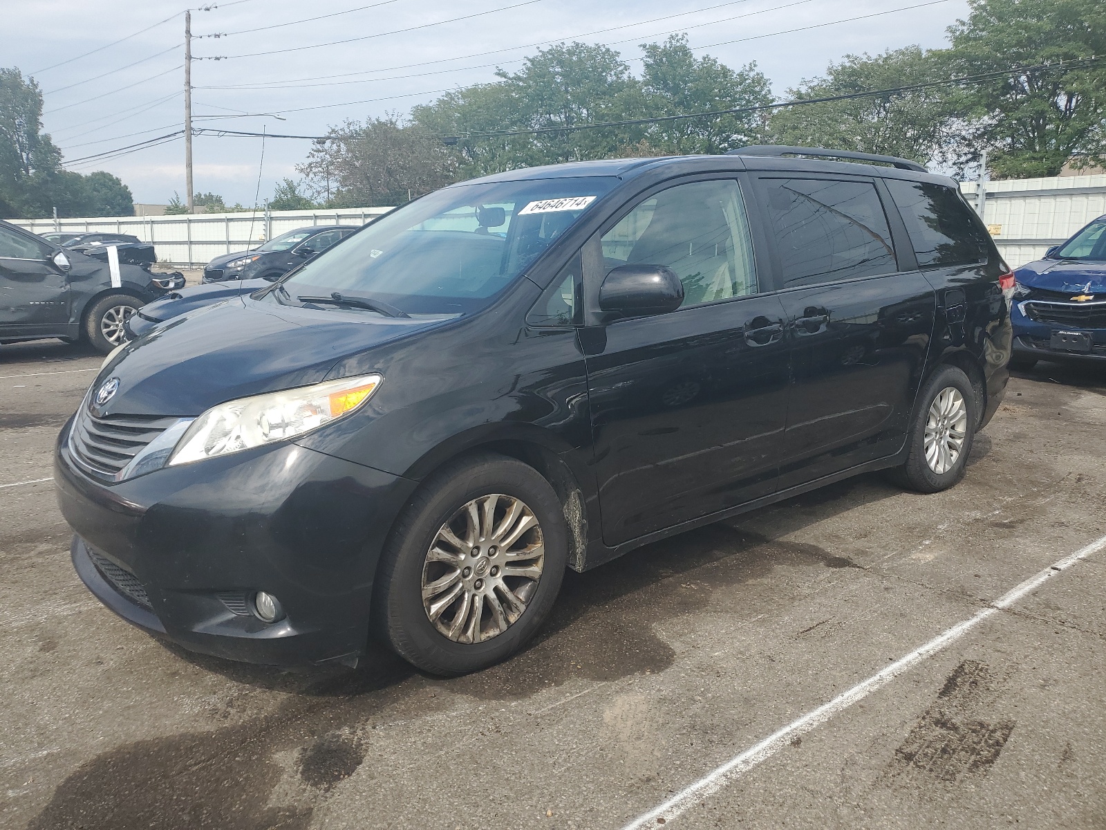 2014 Toyota Sienna Xle vin: 5TDYK3DC0ES468625