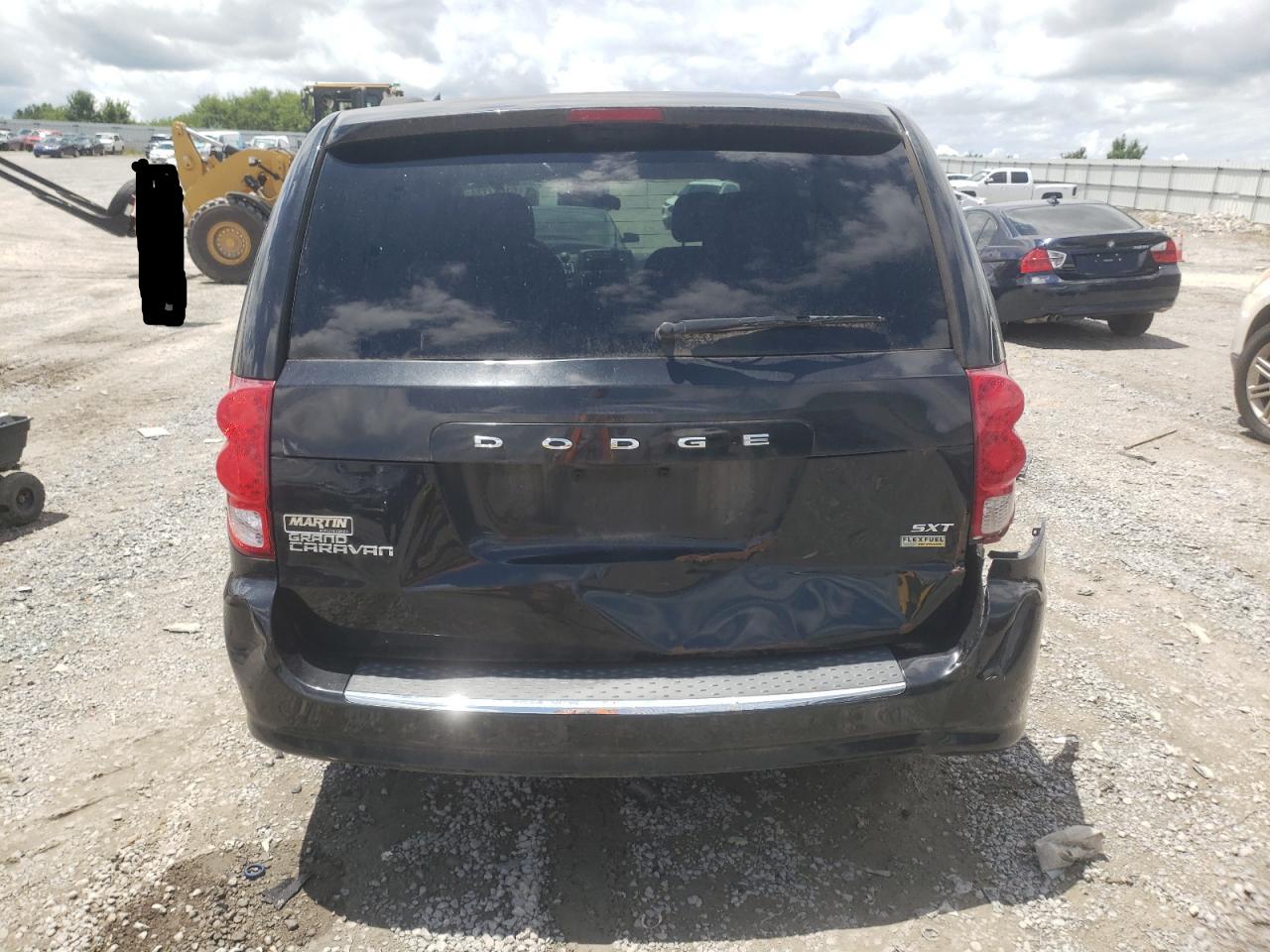 2014 Dodge Caravan - Image 6