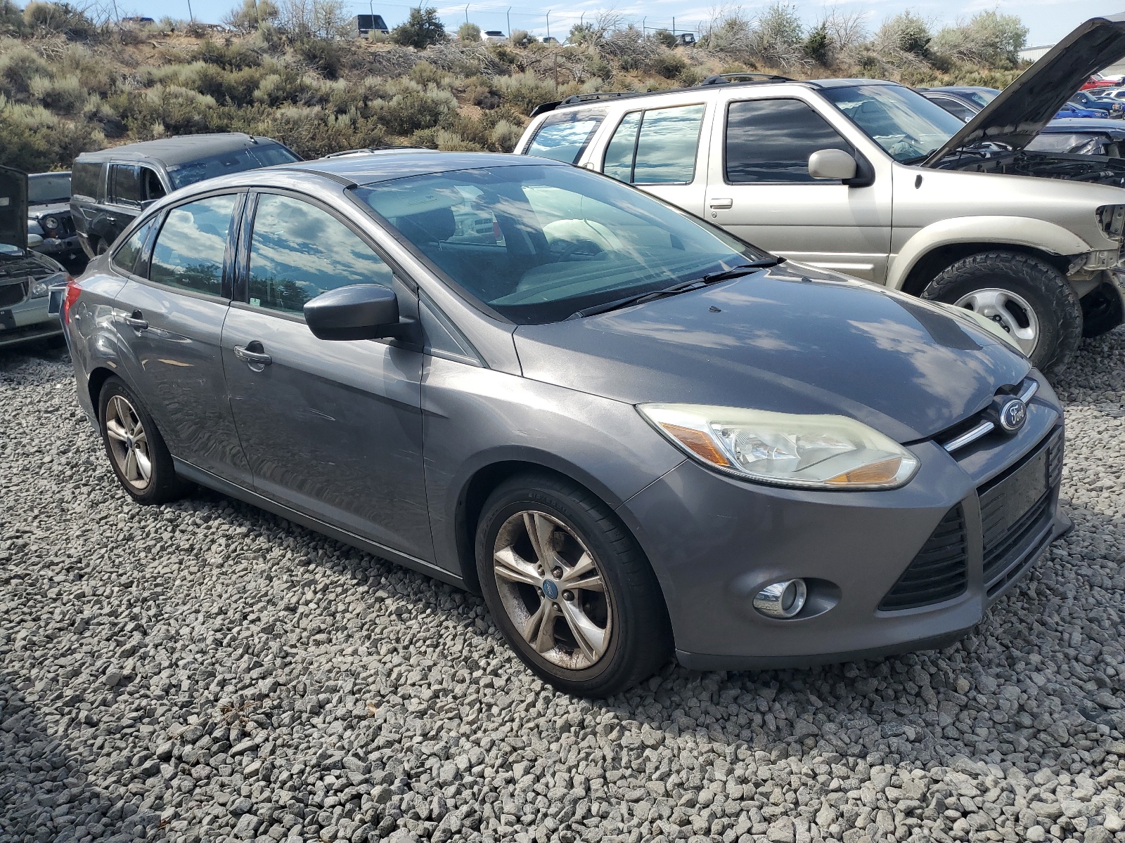 2012 Ford Focus Se vin: 1FAHP3F23CL392473