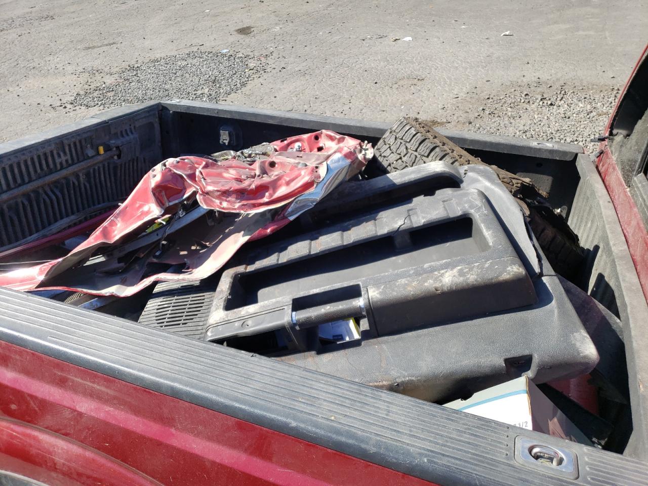 2015 Ford F350 - Image 12