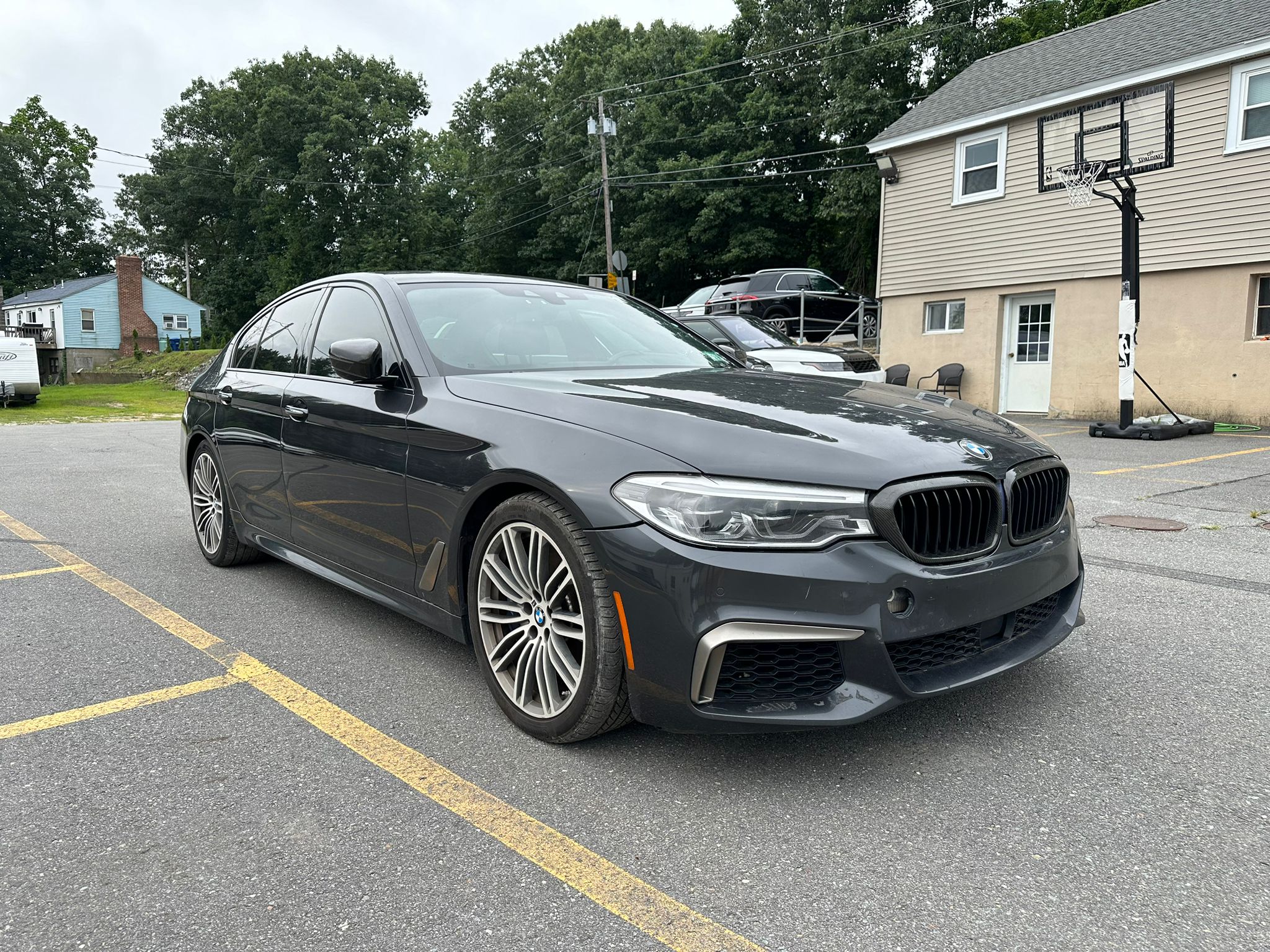 2018 BMW M550Xi vin: WBAJB9C57JB036944