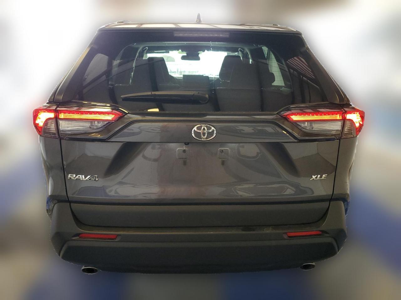 2024 Toyota Rav4 Xle VIN: 2T3W1RFV1RW323271 Lot: 64520264