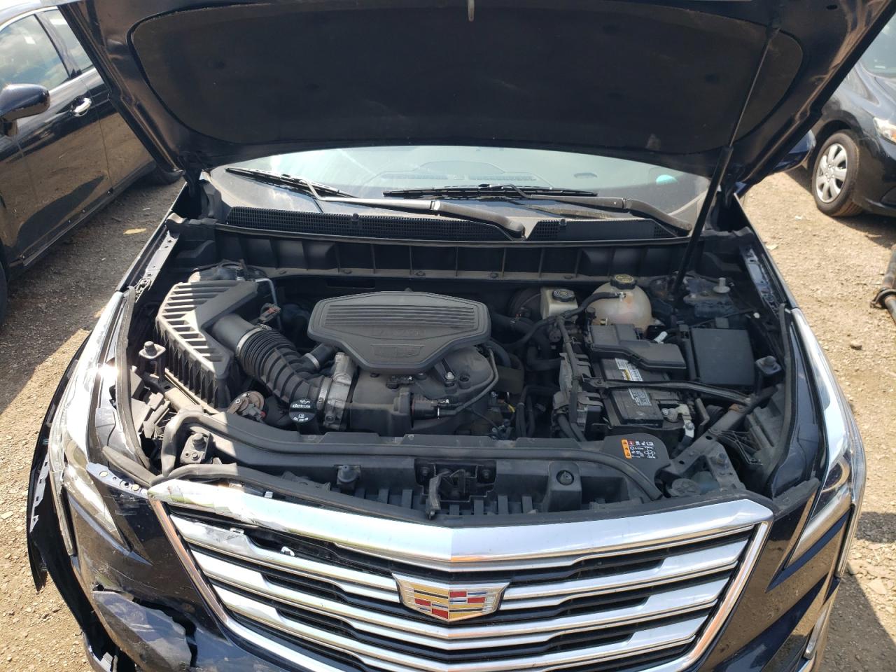 1GYKNDRS5HZ204039 2017 Cadillac Xt5 Luxury