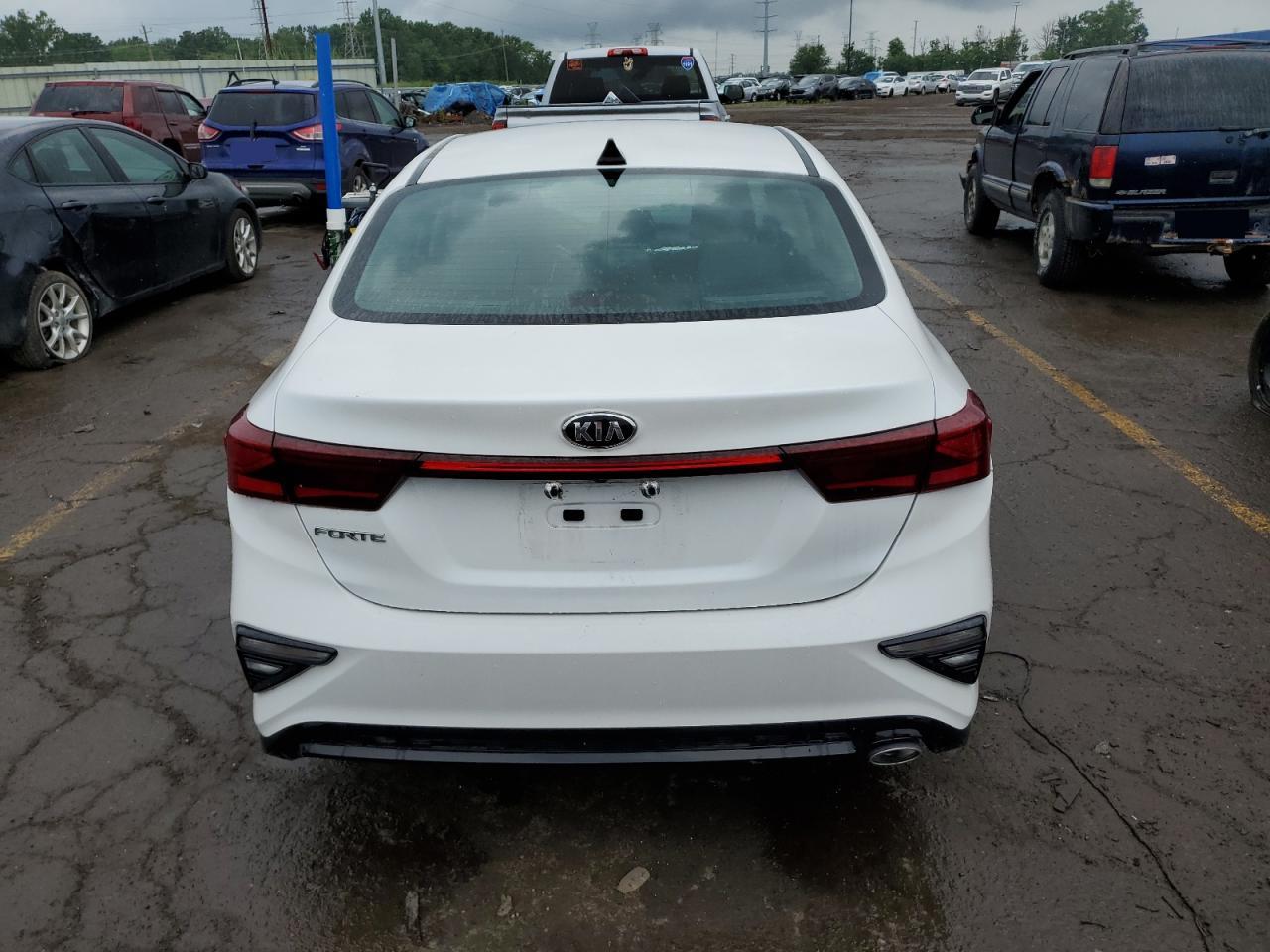 2021 Kia Forte Fe VIN: 3KPF24AD0ME337469 Lot: 63065064