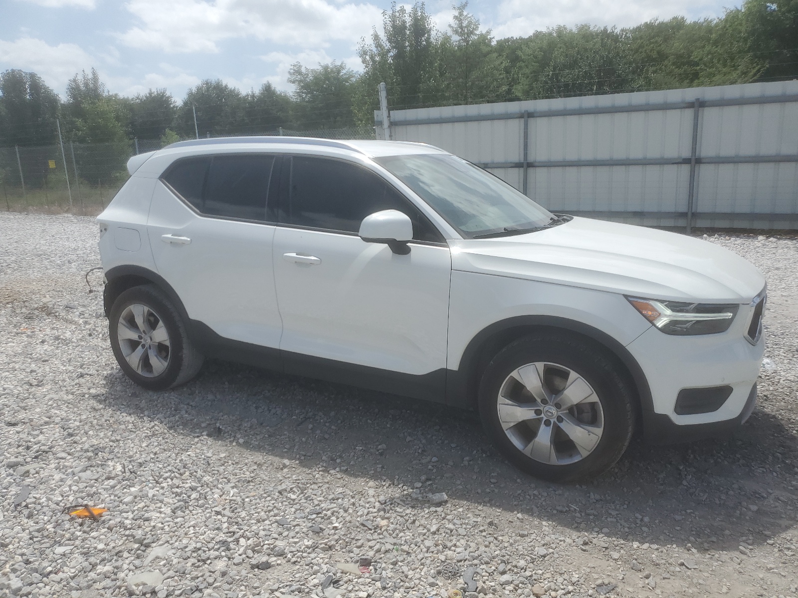 YV4AC2HK3L2305205 2020 Volvo Xc40 T4 Momentum