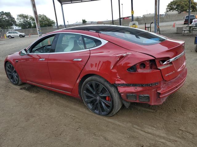  TESLA MODEL S 2018 Червоний