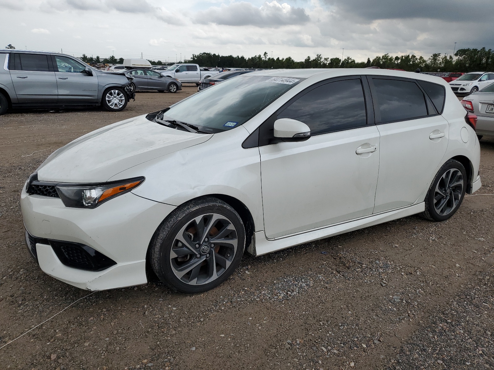 2018 Toyota Corolla Im vin: JTNKARJE4JJ573236