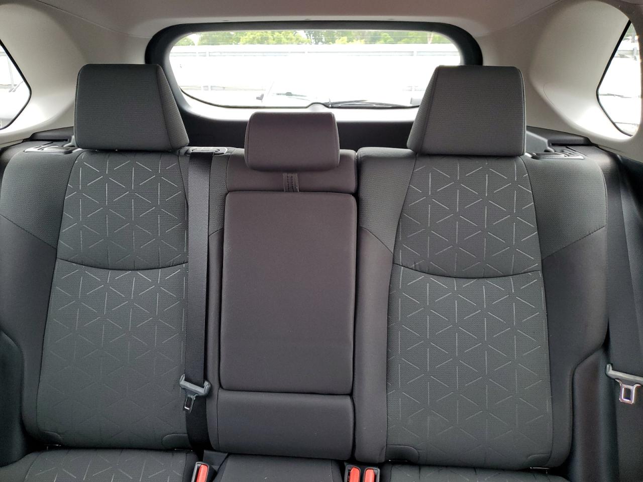 2024 Toyota Rav4 Xle VIN: 2T3P1RFV1RW436433 Lot: 64163974