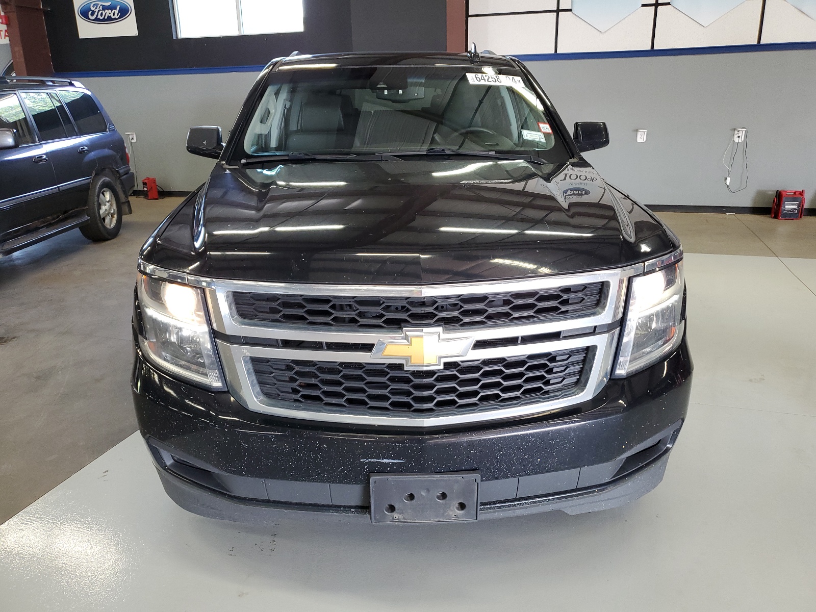 2015 Chevrolet Tahoe K1500 Lt vin: 1GNSKBKC6FR639209