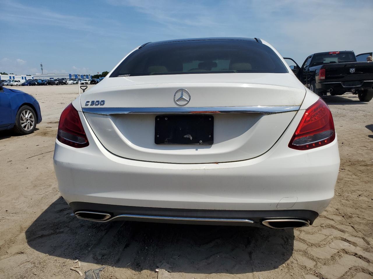 2018 Mercedes-Benz C 300 VIN: WDDWF4JB4JR407581 Lot: 63100074
