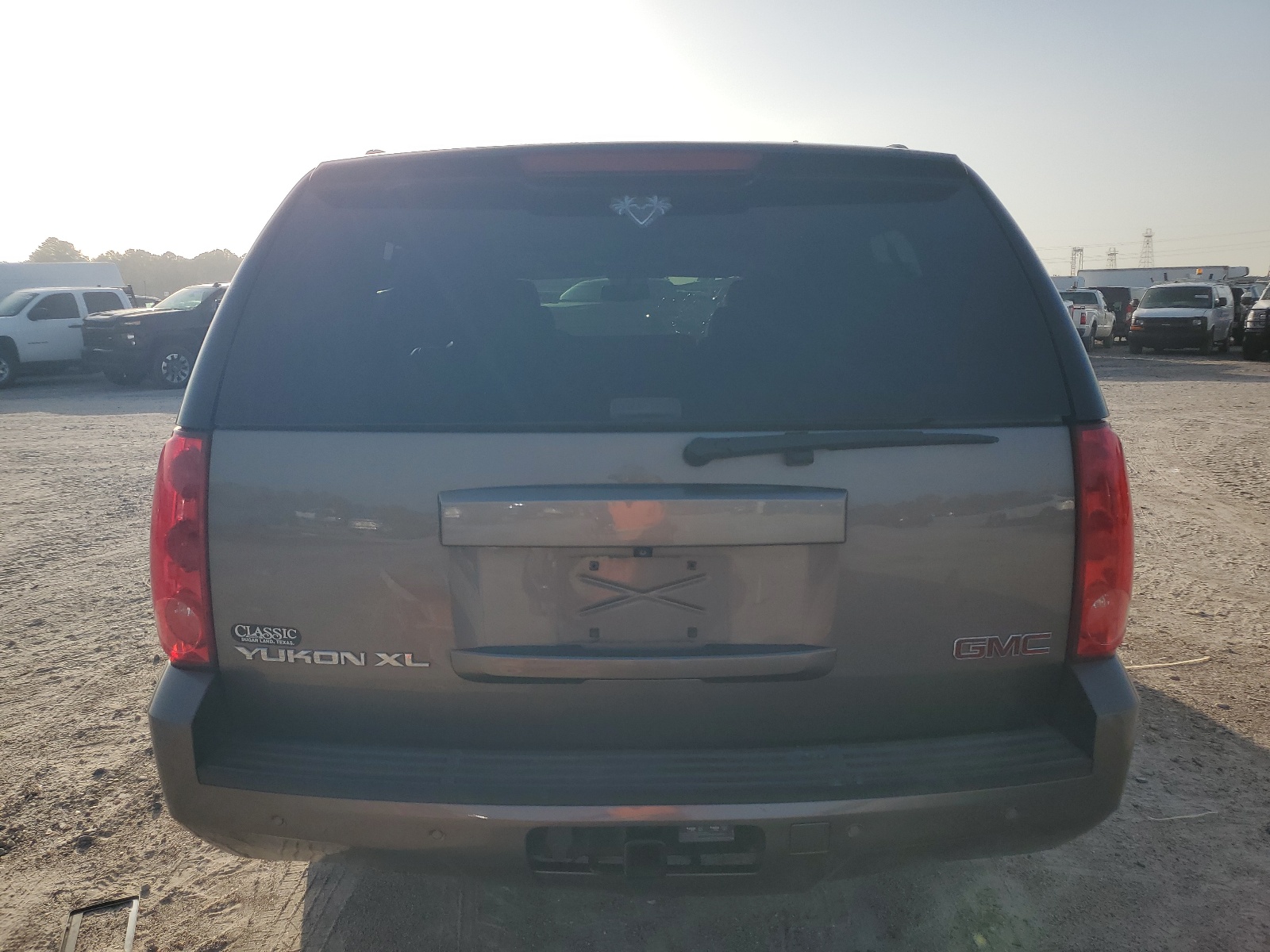 1GKS1KE03DR352389 2013 GMC Yukon Xl C1500 Slt