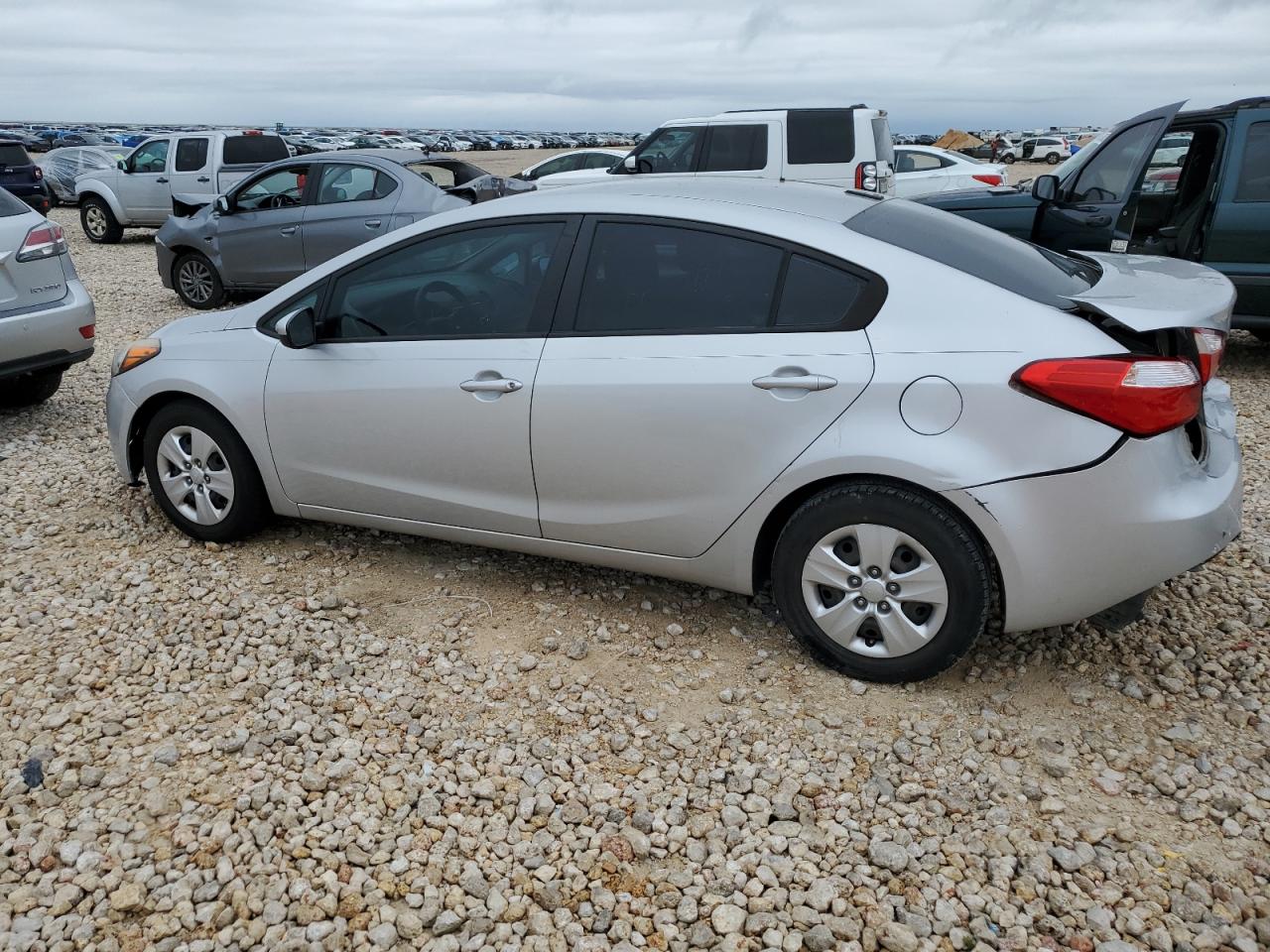 2015 Kia Forte - Image 2