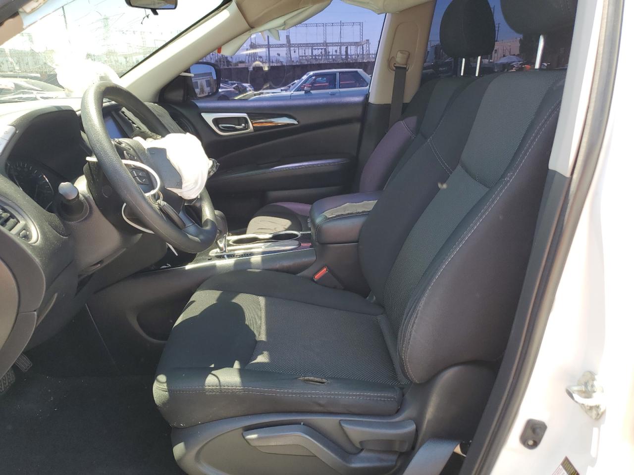 2019 Nissan Pathfinder S VIN: 5N1DR2MN3KC601568 Lot: 65455734