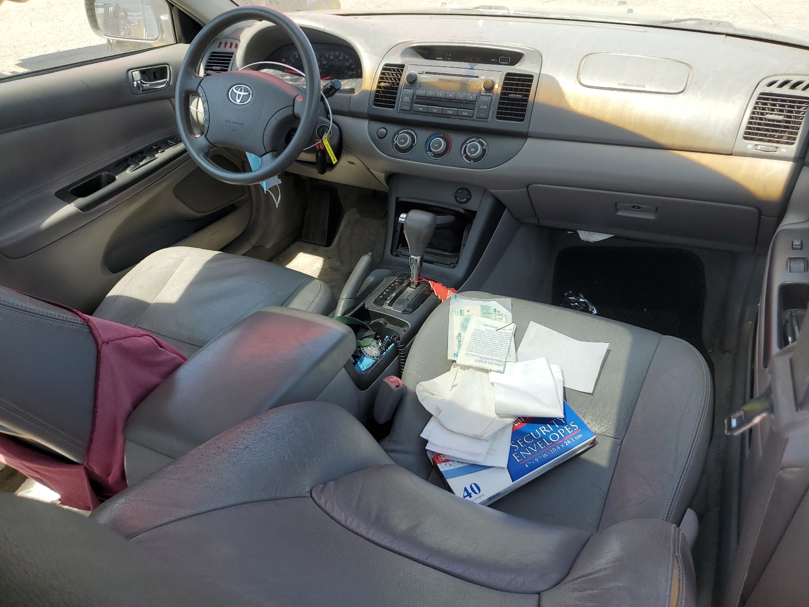 4T1BE32K35U984444 2005 Toyota Camry Le