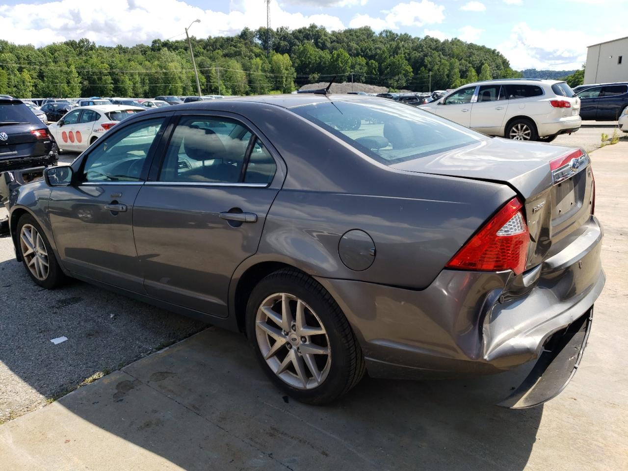 2012 Ford Fusion - Image 2