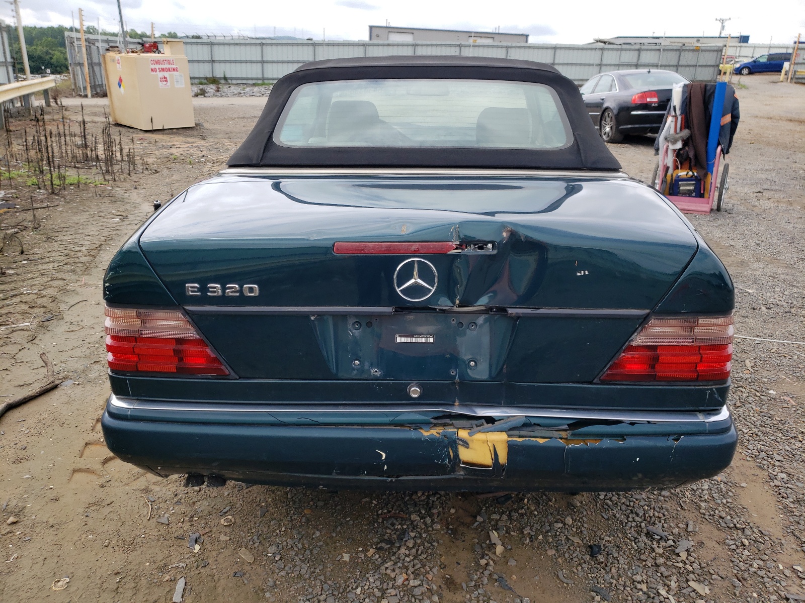 WDBEA66E9SC283443 1995 Mercedes-Benz E 320