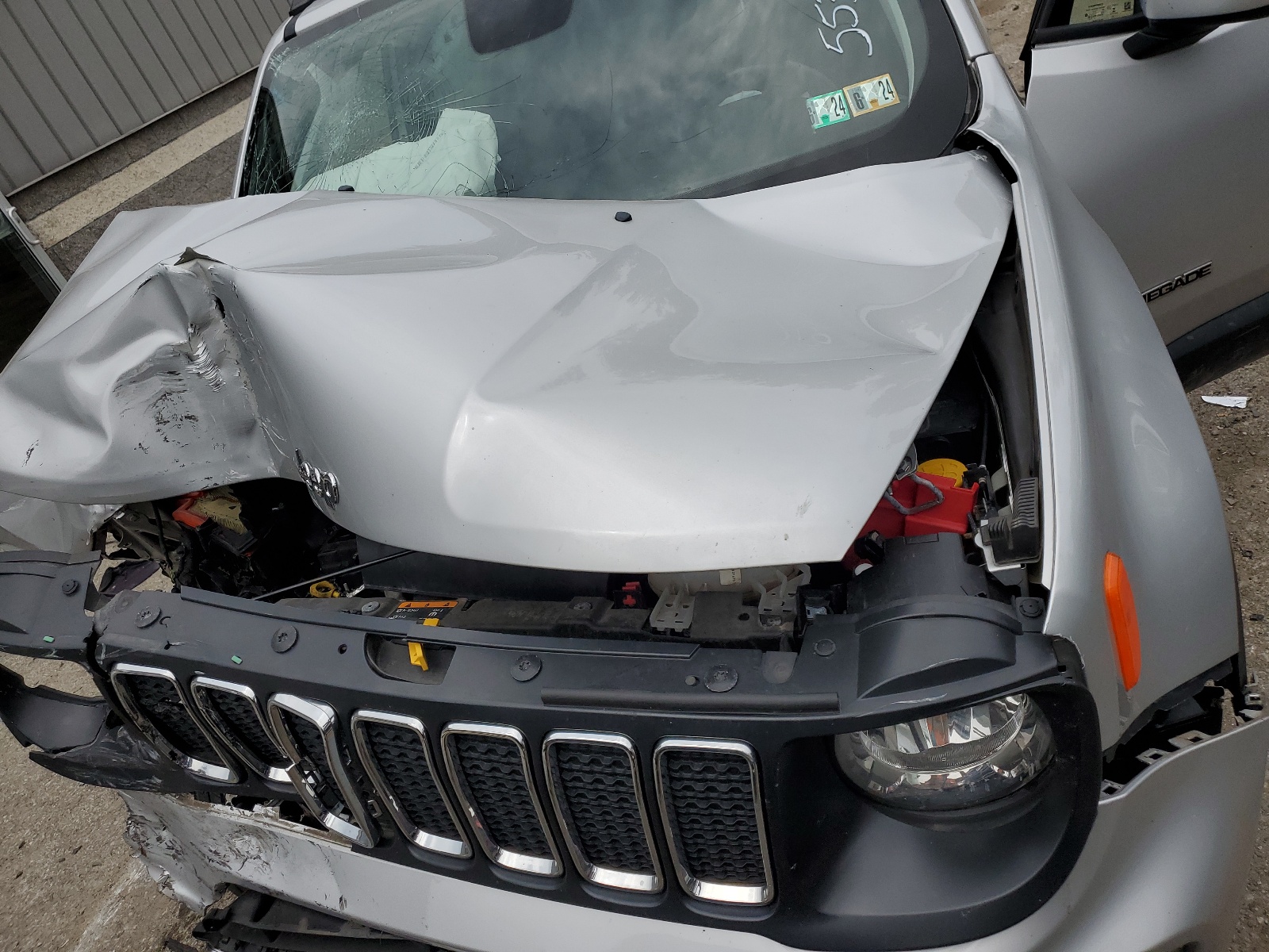 ZACNJBBB9KPJ75533 2019 Jeep Renegade Latitude