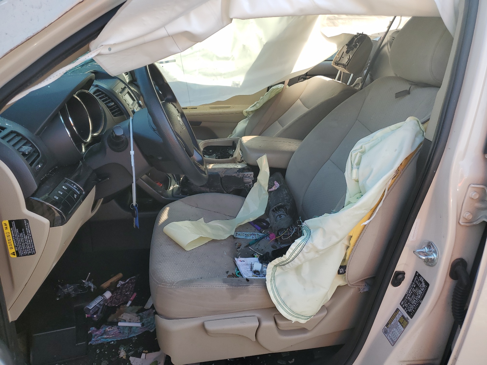 5XYKT3A13CG202029 2012 Kia Sorento Base