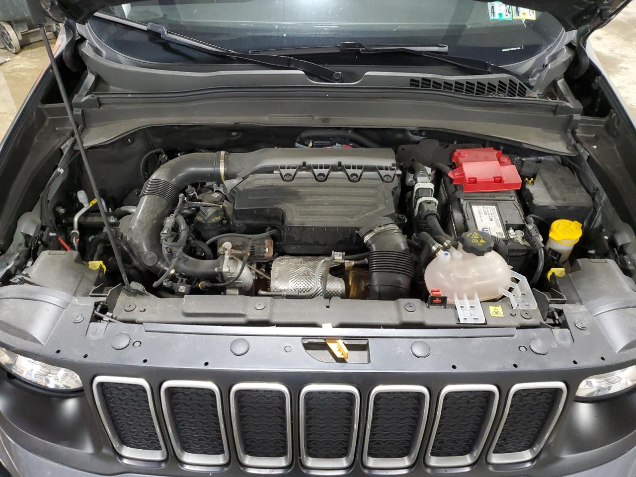 2022 Jeep Renegade Latitude VIN: ZACNJDB12NPN47995 Lot: 60841854