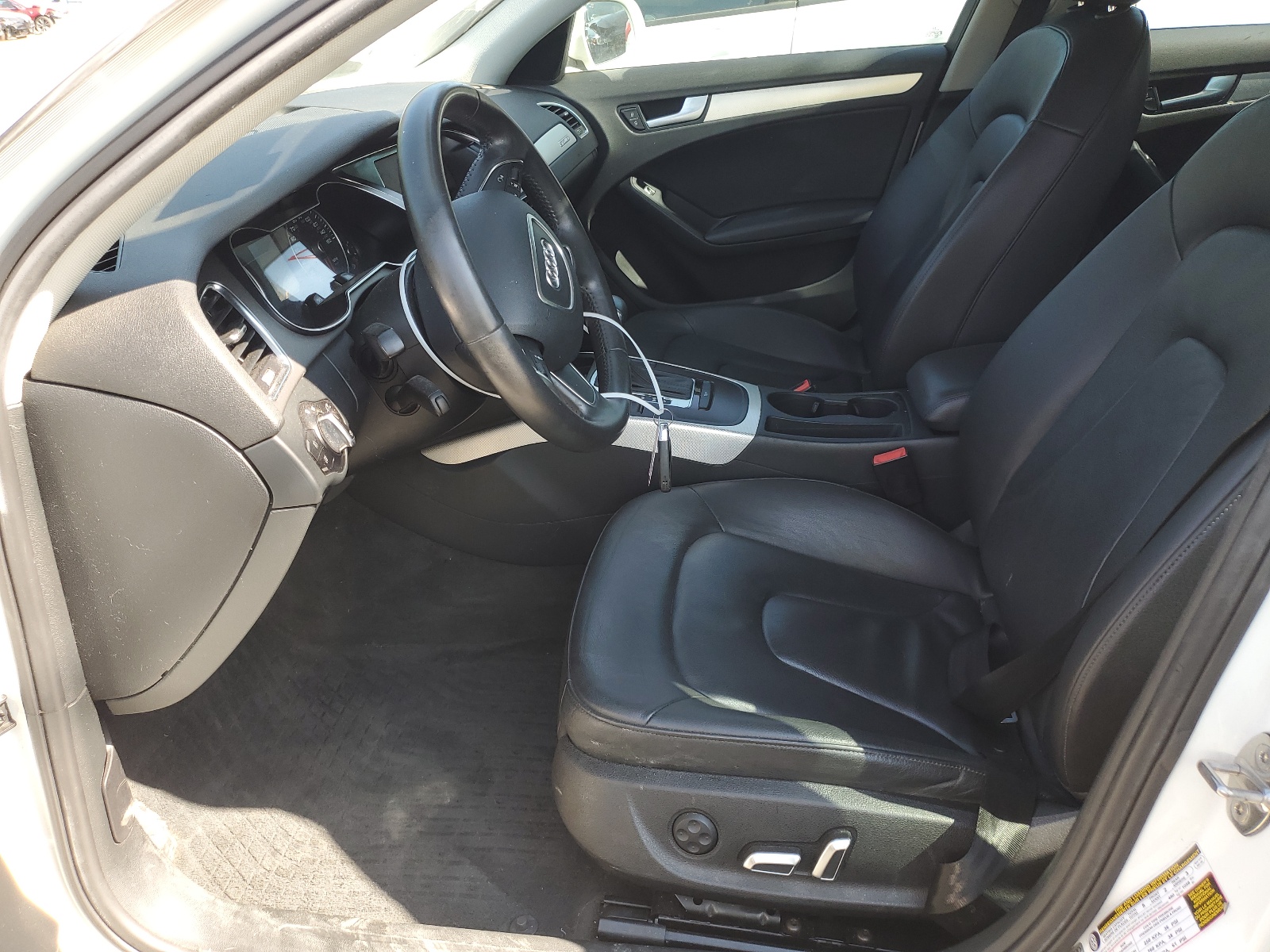 WAUBFAFLXEN009908 2014 Audi A4 Premium