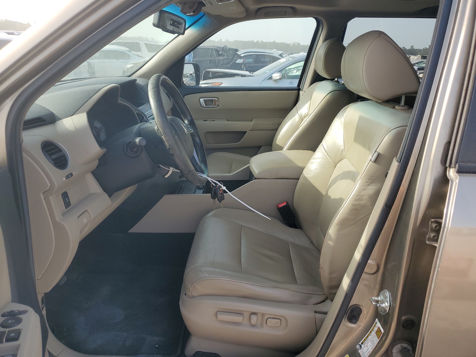 5FNYF3H68BB046014 2011 Honda Pilot Exl