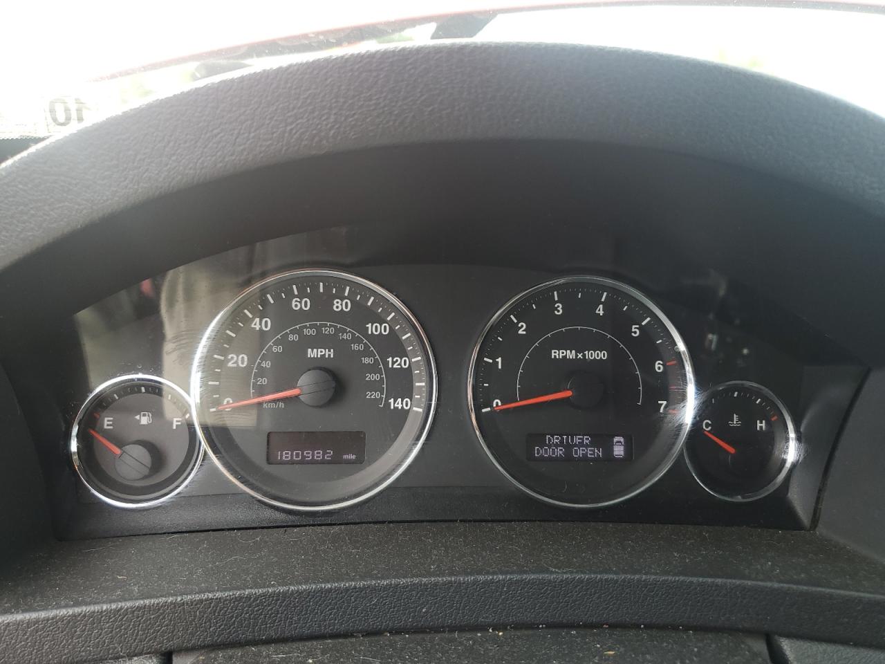 2009 Jeep Grand Cherokee Laredo VIN: 1J8GR48K69C550938 Lot: 64720404