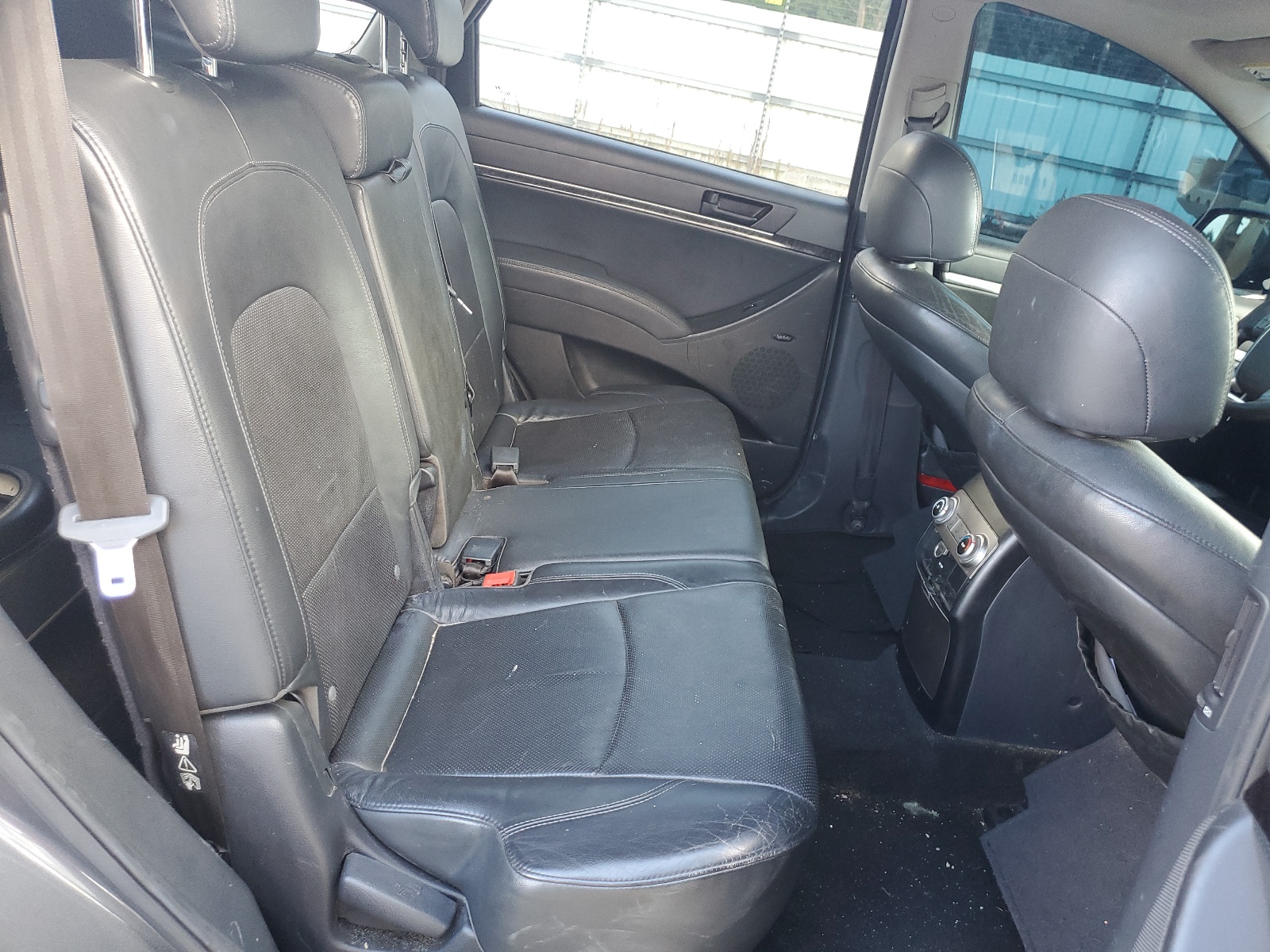 KM8NUDCC5BU145534 2011 Hyundai Veracruz Gls