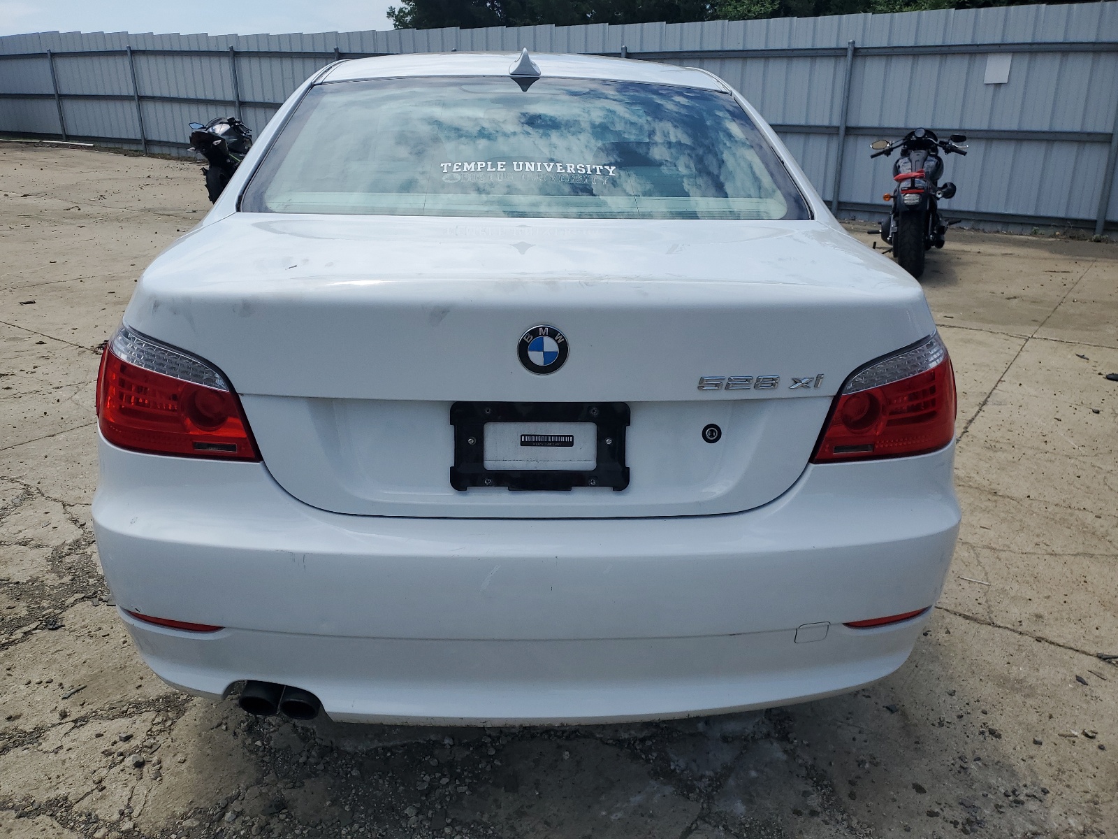 WBANV13508CZ58101 2008 BMW 528 Xi