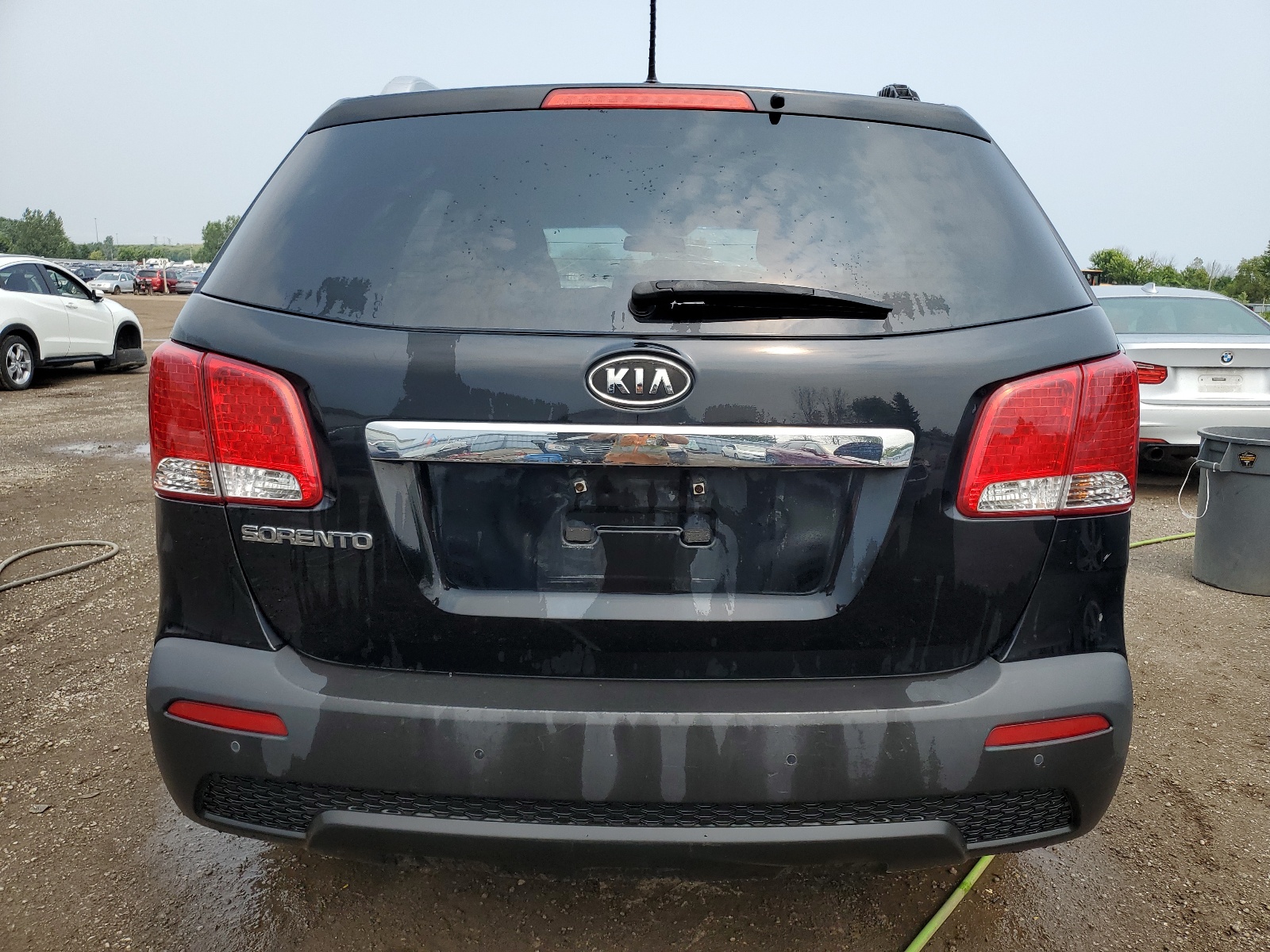 5XYKT3A19BG057433 2011 Kia Sorento Base