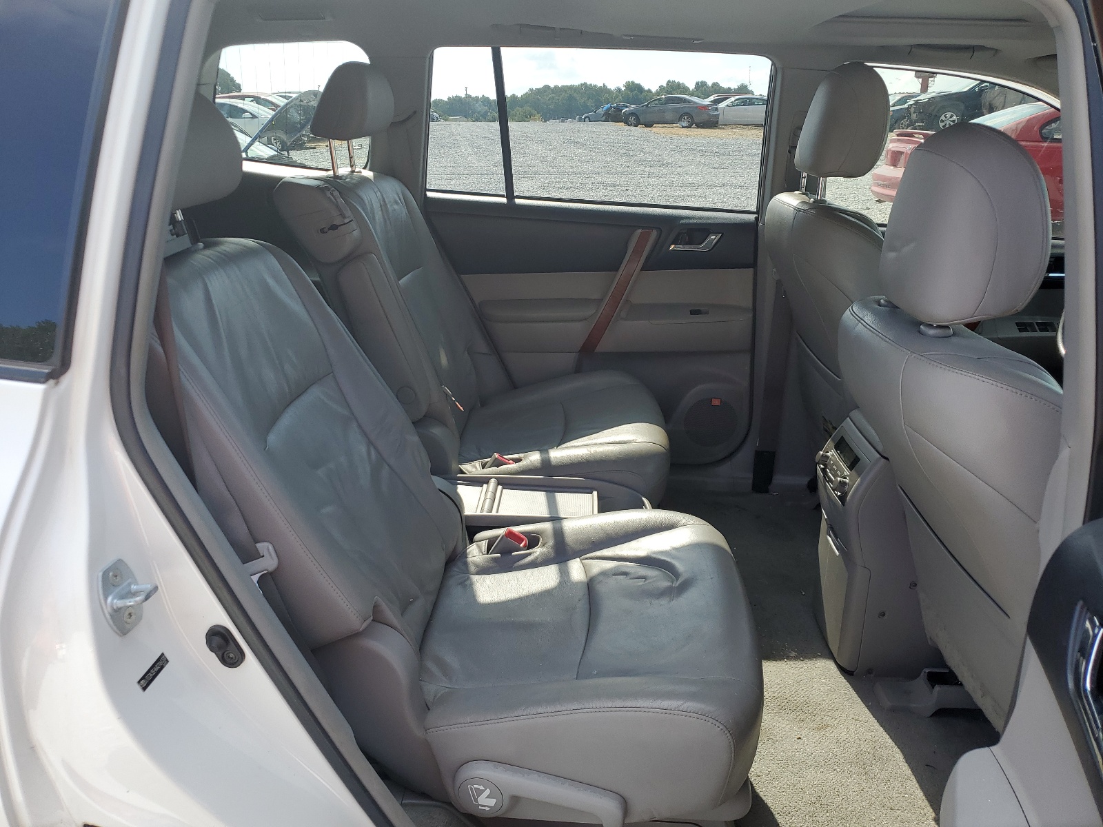 JTEDK3EH6A2161370 2010 Toyota Highlander Limited