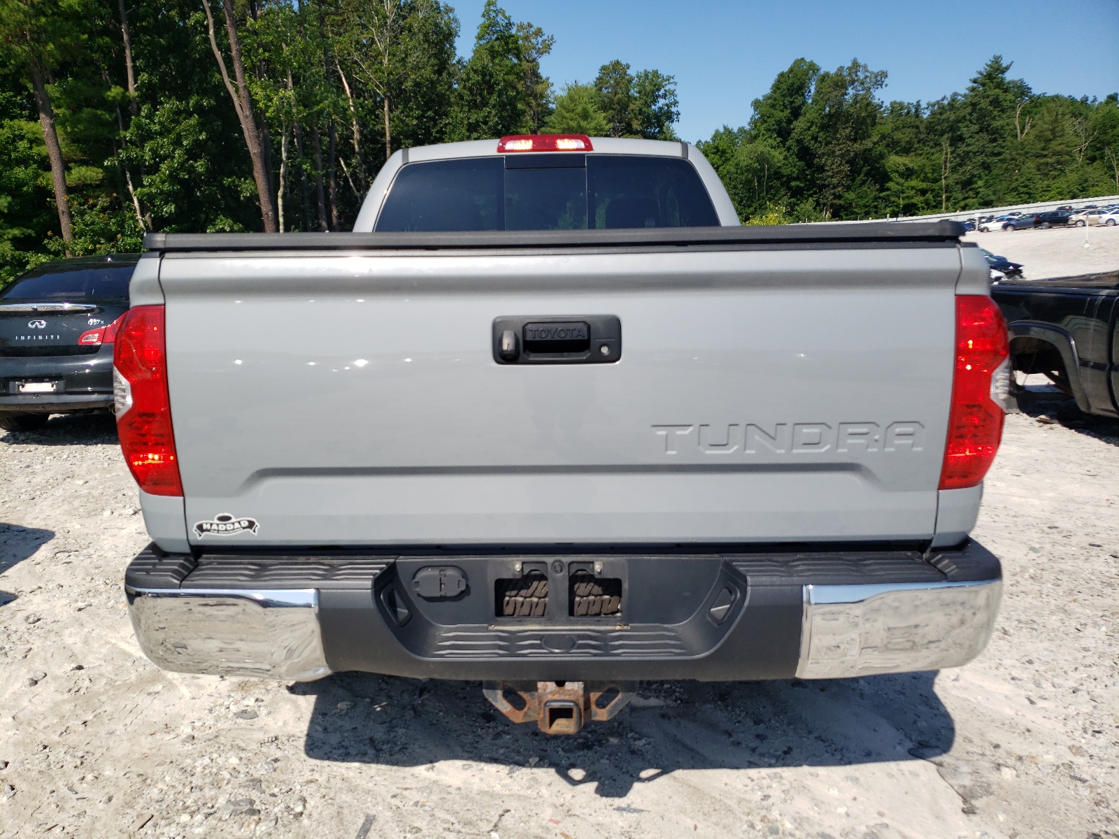 5TFUY5F1XJX750991 2018 Toyota Tundra Double Cab Sr/Sr5