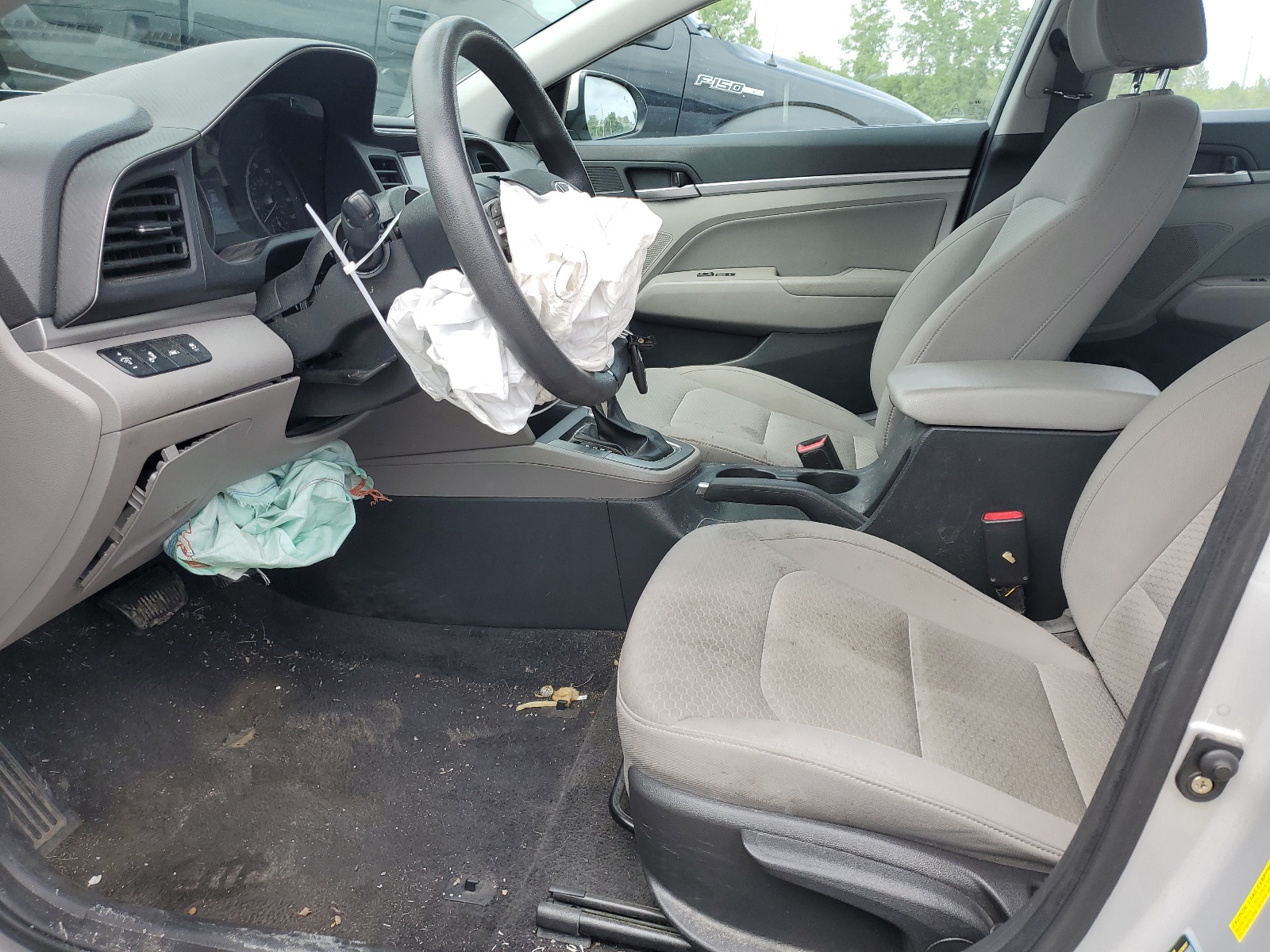 KMHD84LF9KU736492 2019 Hyundai Elantra Sel