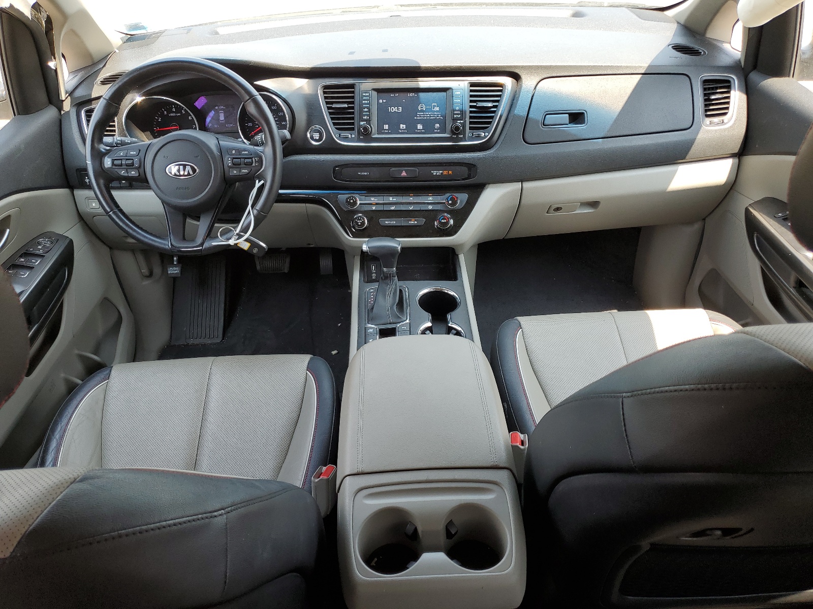 KNDMB5C12K6539197 2019 Kia Sedona Lx