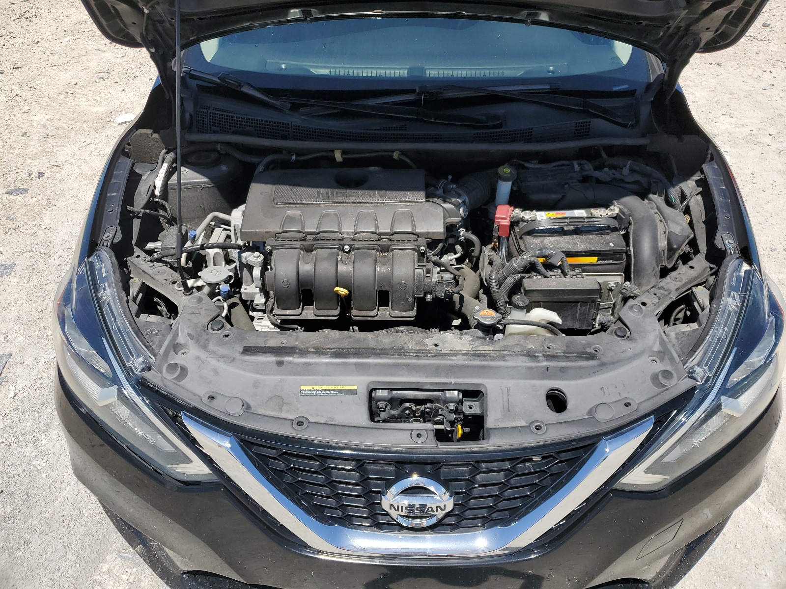 2018 Nissan Sentra S vin: 3N1AB7AP5JY345232