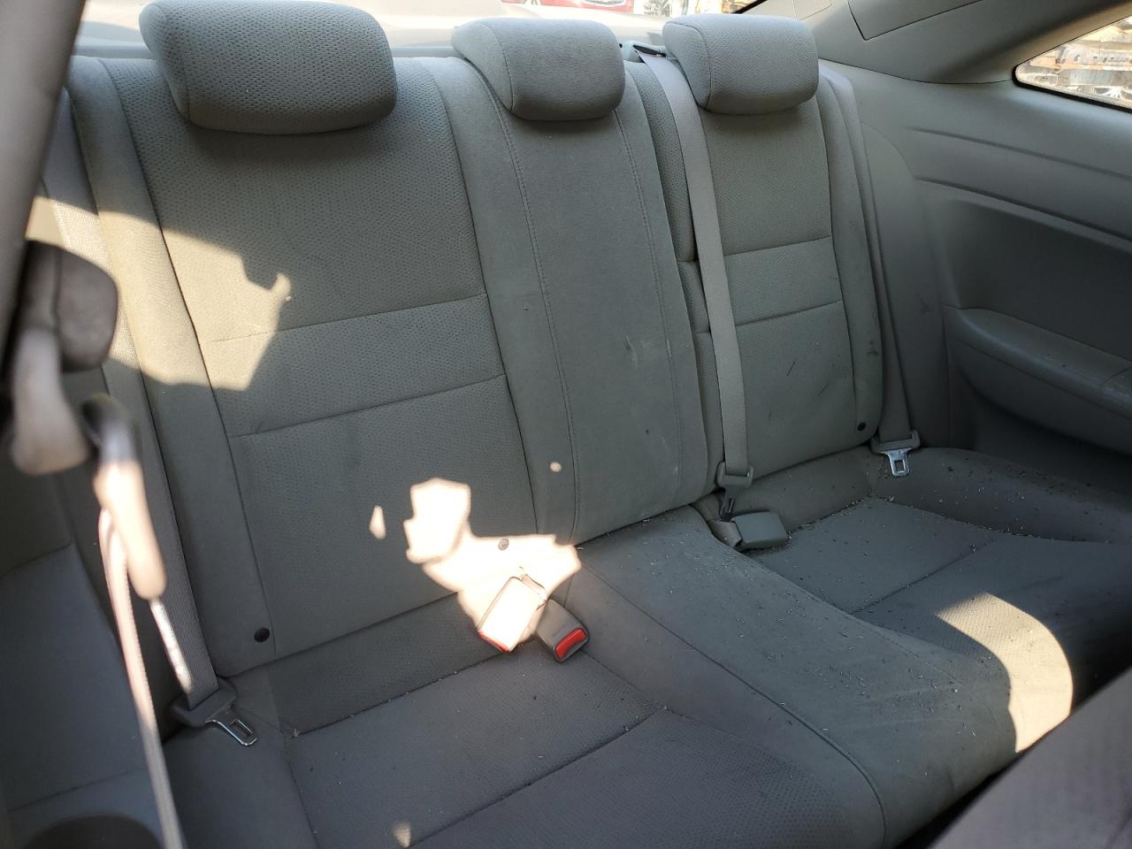 2010 Honda Civic Dx-G VIN: 2HGFG1B39AH002590 Lot: 65203664