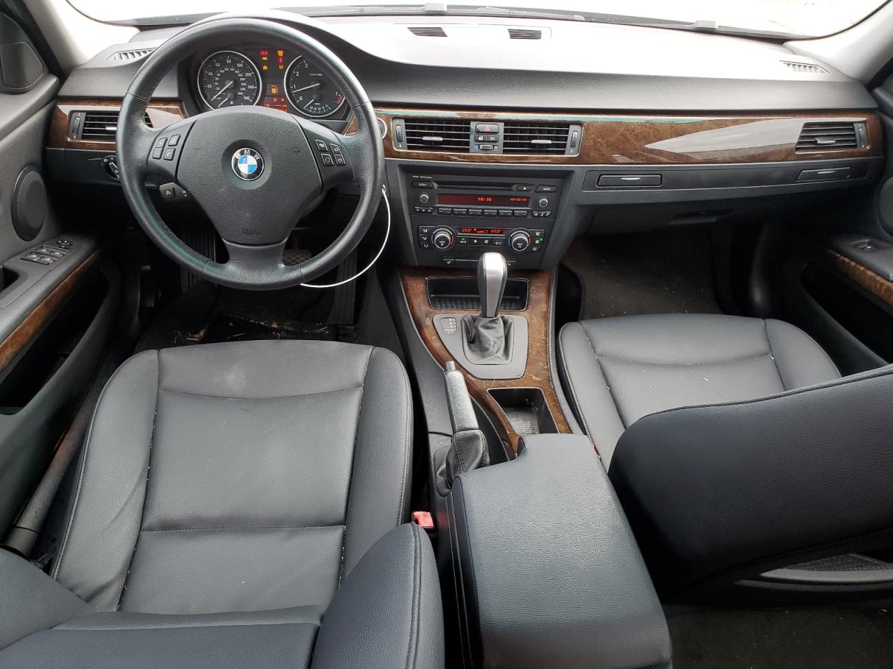 2009 BMW 328 I VIN: WBAPH77549NM47140 Lot: 65159414