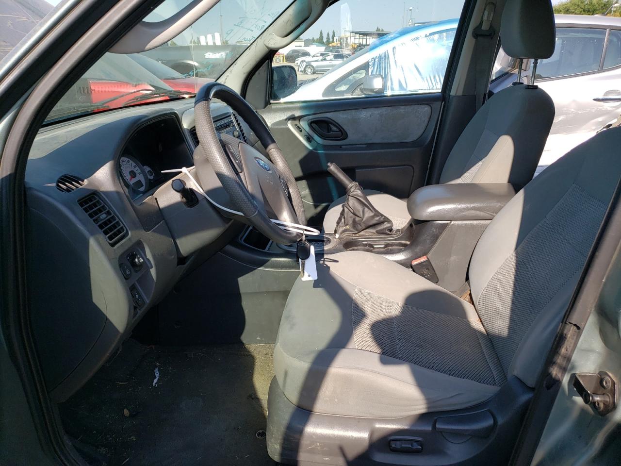 2005 Ford Escape Xlt VIN: 1FMYU03145KC82288 Lot: 63530534