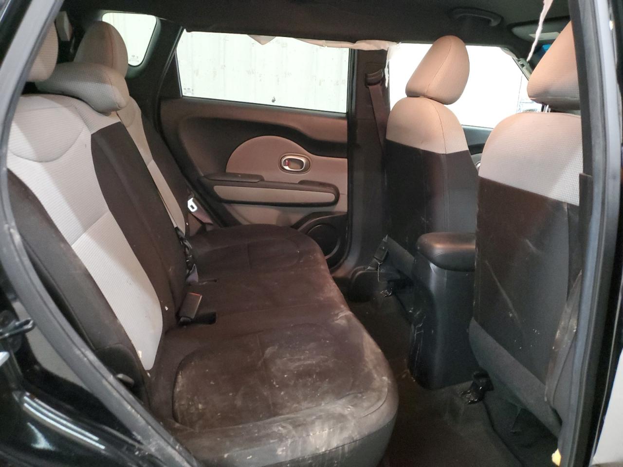 2016 Kia Soul VIN: KNDJN2A20G7319577 Lot: 64985844